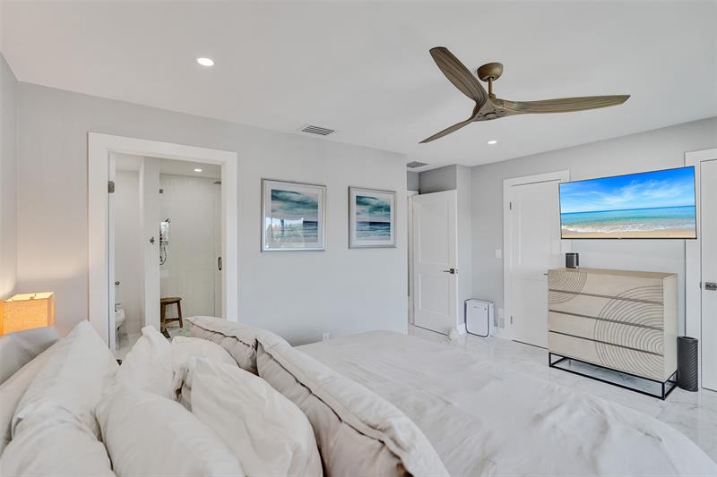 240 Captains Walk Delray Beach FL 33483