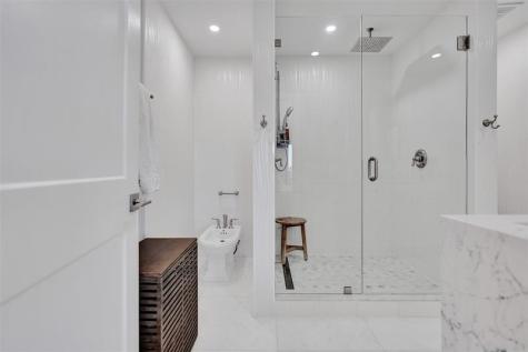 240 Captains Walk Delray Beach FL 33483