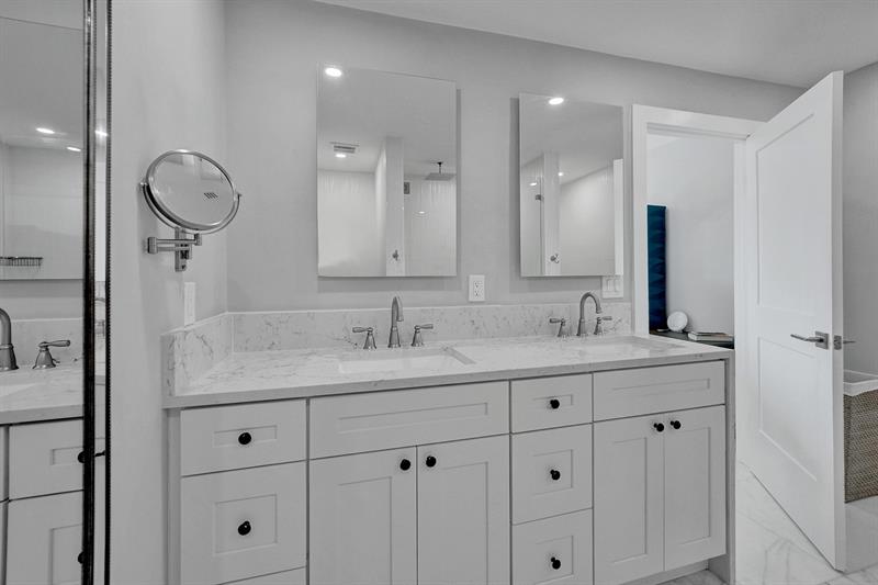 240 Captains Walk Delray Beach FL 33483