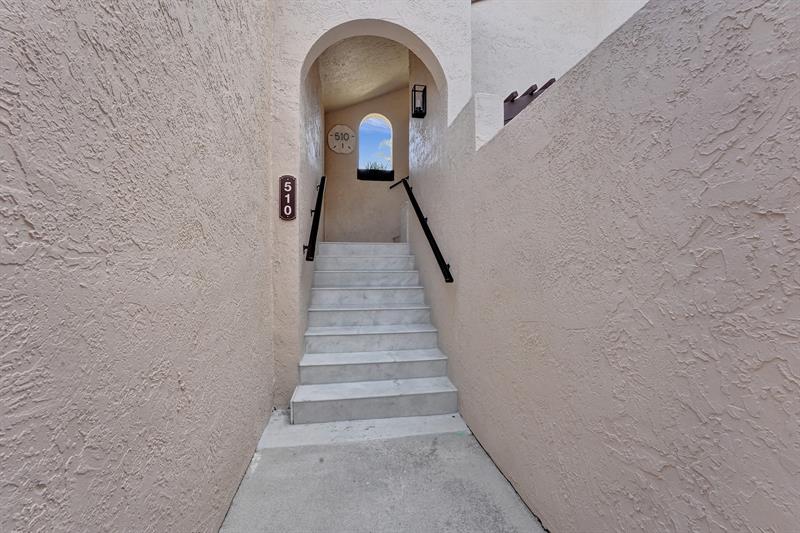 240 Captains Walk Delray Beach FL 33483