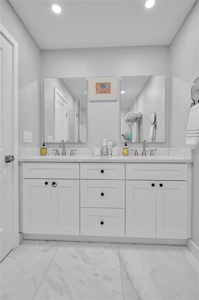 240 Captains Walk Delray Beach FL 33483