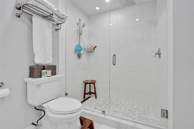 240 Captains Walk Delray Beach FL 33483