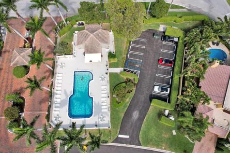 240 Captains Walk Delray Beach FL 33483