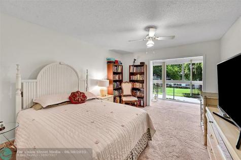 1204 Bahama Bend Coconut Creek FL 33066