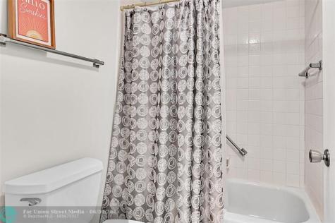 1204 Bahama Bend Coconut Creek FL 33066