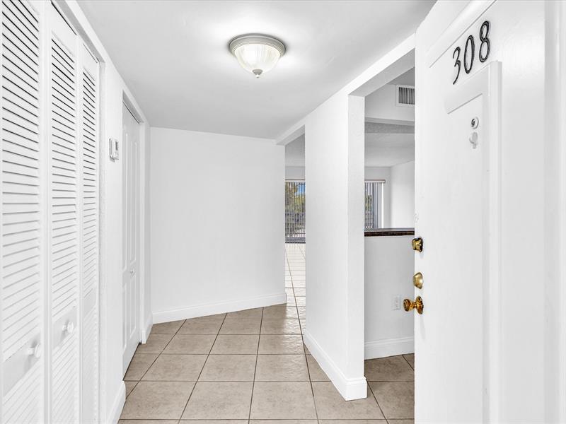 4255 N University Drive Sunrise FL 33351