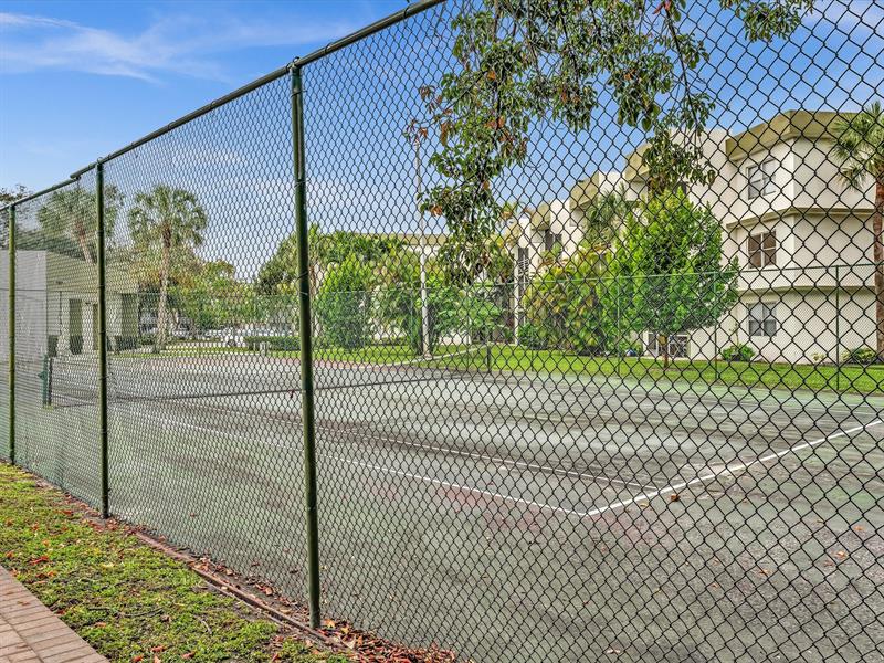 4255 N University Drive Sunrise FL 33351