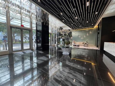 851 NE 1st Avenue Miami FL 33132