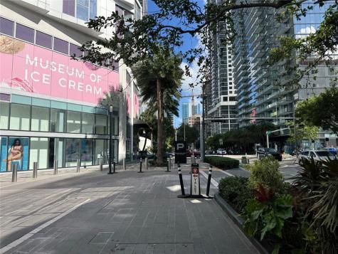 851 NE 1st Avenue Miami FL 33132