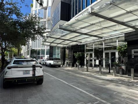 851 NE 1st Avenue Miami FL 33132