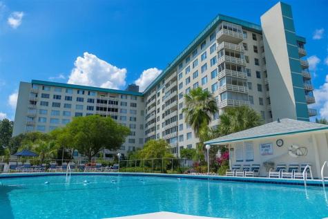 4330 Hillcrest Drive Hollywood FL 33021