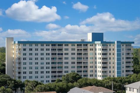 4330 Hillcrest Drive Hollywood FL 33021