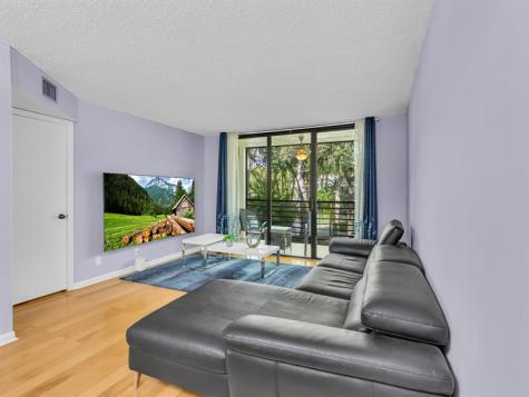 7579 NW 79th Avenue Tamarac FL 33321