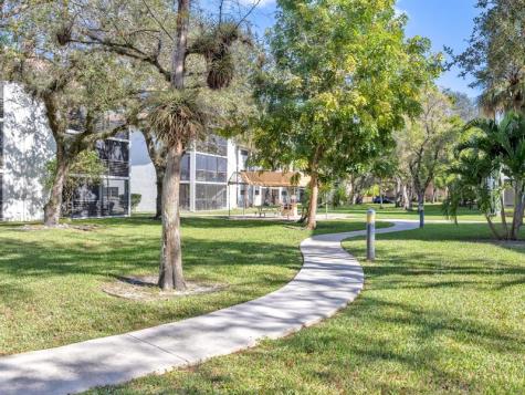 7579 NW 79th Avenue Tamarac FL 33321
