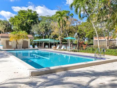 7579 NW 79th Avenue Tamarac FL 33321
