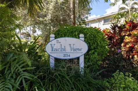 2734 NE 27th Court Lighthouse Point FL 33064