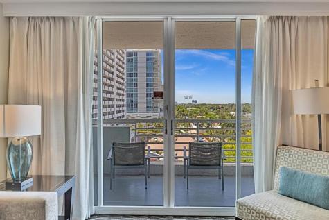 2670 E Sunrise Boulevard Fort Lauderdale FL 33304