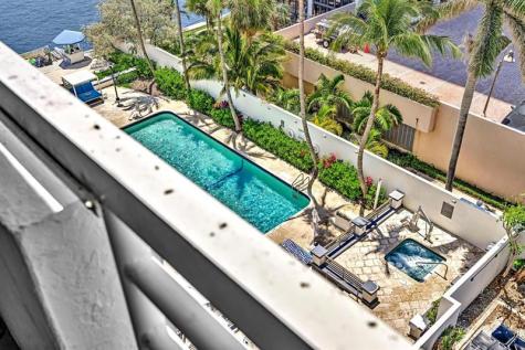 2670 E Sunrise Boulevard Fort Lauderdale FL 33304