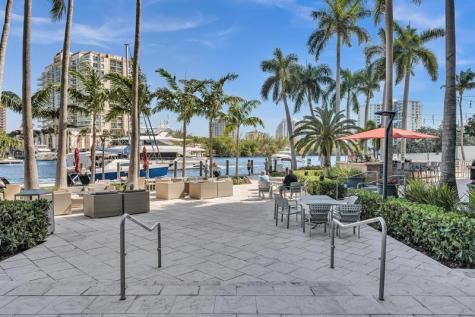 2670 E Sunrise Boulevard Fort Lauderdale FL 33304