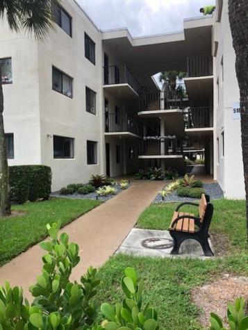 5100 Las Verdes Delray Beach FL 33484