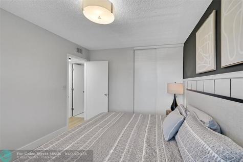 2660 N Carambola Circle Coconut Creek FL 33066