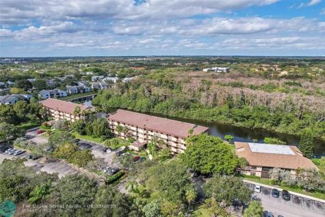 2660 N Carambola Circle Coconut Creek FL 33066