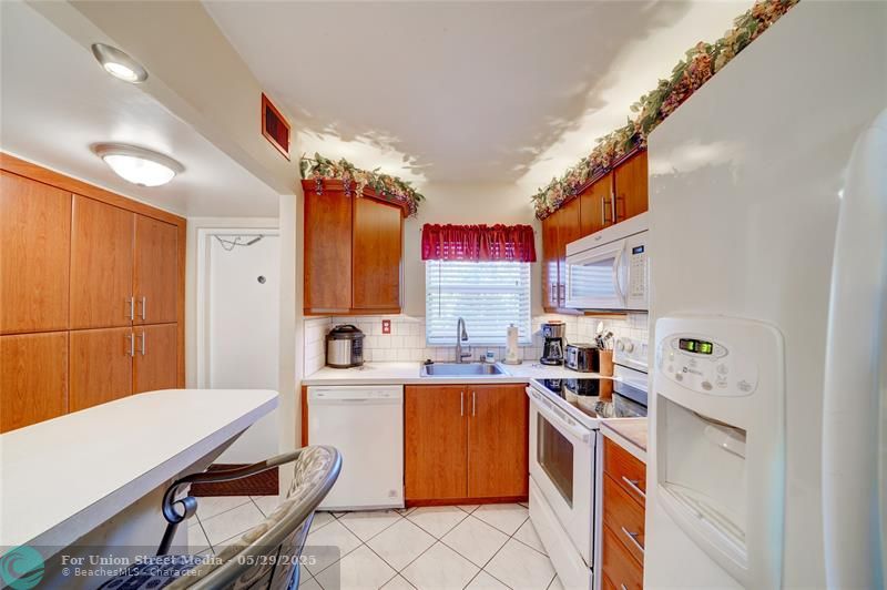 9440 Sunrise Lakes Boulevard Sunrise FL 33322