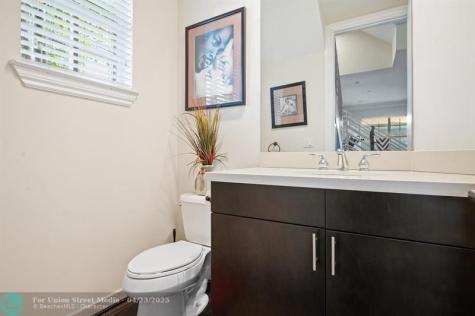 1127 NE 18th Avenue Fort Lauderdale FL 33304