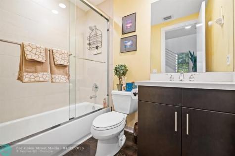 1127 NE 18th Avenue Fort Lauderdale FL 33304