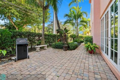 1127 NE 18th Avenue Fort Lauderdale FL 33304