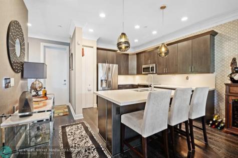 1127 NE 18th Avenue Fort Lauderdale FL 33304