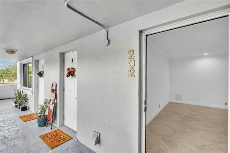 4001 NE 21st Avenue Fort Lauderdale FL 33308