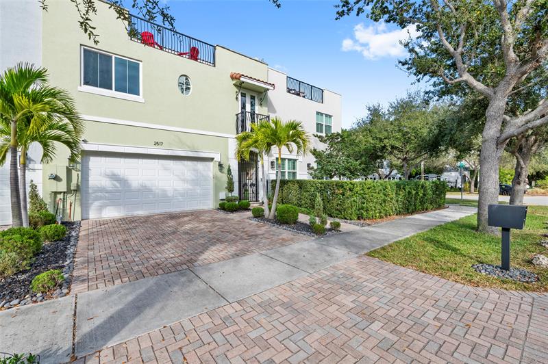 2517 NE 18th Street Fort Lauderdale FL 33305