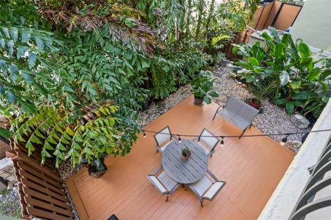 2517 NE 18th Street Fort Lauderdale FL 33305