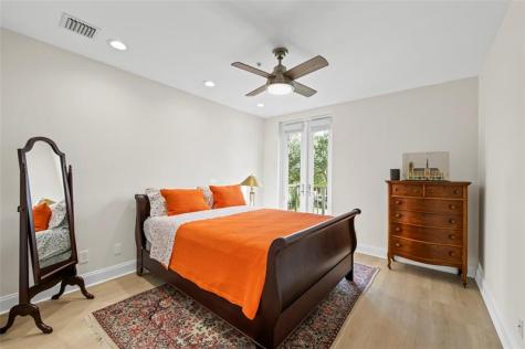 2517 NE 18th Street Fort Lauderdale FL 33305