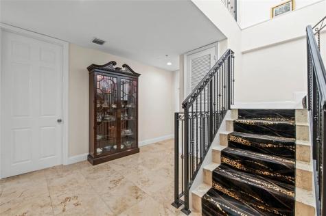 2517 NE 18th Street Fort Lauderdale FL 33305