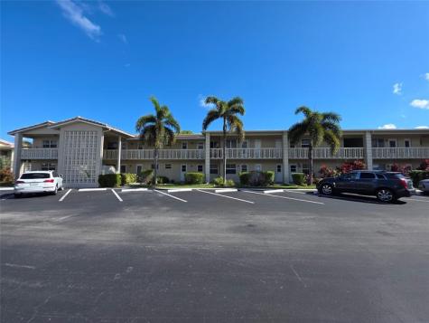 2131 NE 42nd Court Lighthouse Point FL 33064