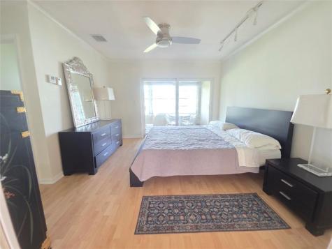 2131 NE 42nd Court Lighthouse Point FL 33064