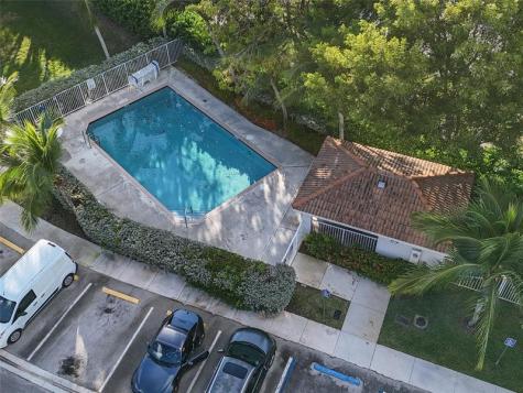 8106 Prestige Commons Drive Tamarac FL 33321
