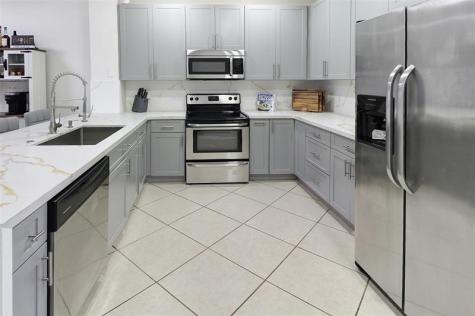 8106 Prestige Commons Drive Tamarac FL 33321