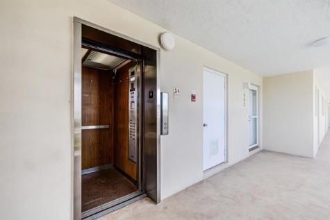 3010 NE 16th Avenue Oakland Park FL 33334