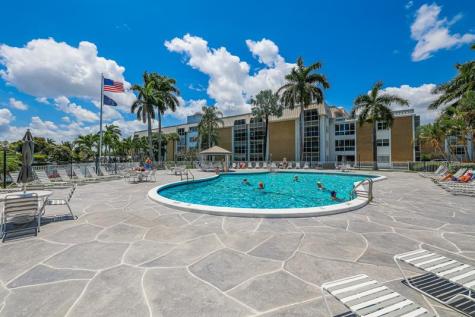3010 NE 16th Avenue Oakland Park FL 33334