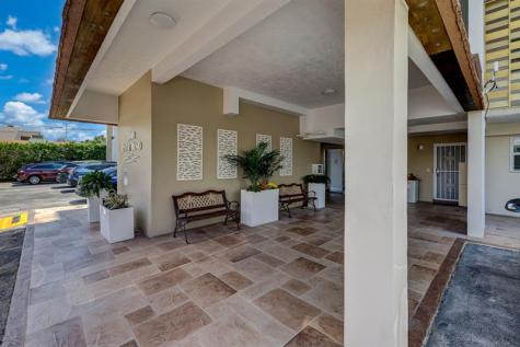3010 NE 16th Avenue Oakland Park FL 33334