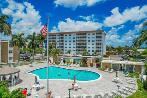 3010 NE 16th Avenue Oakland Park FL 33334