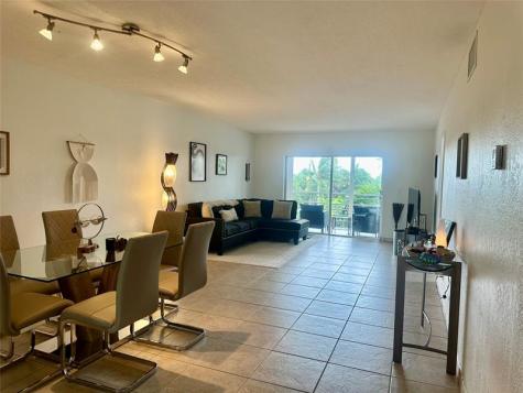 3010 NE 16th Avenue Oakland Park FL 33334