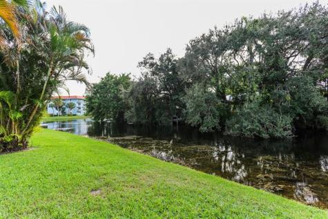 505 S Pine Island Road Fort Lauderdale FL 33324