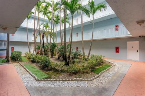 505 S Pine Island Road Fort Lauderdale FL 33324