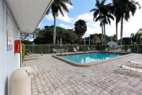 505 S Pine Island Road Fort Lauderdale FL 33324