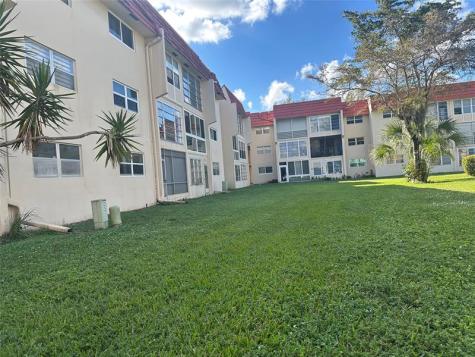 2651 E Sunrise Lakes Drive Fort Lauderdale FL 33322