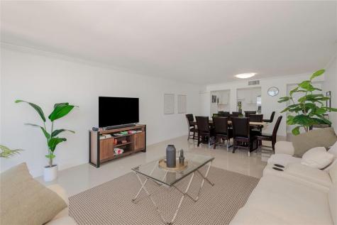 2101 S Ocean Drive Hollywood FL 33019